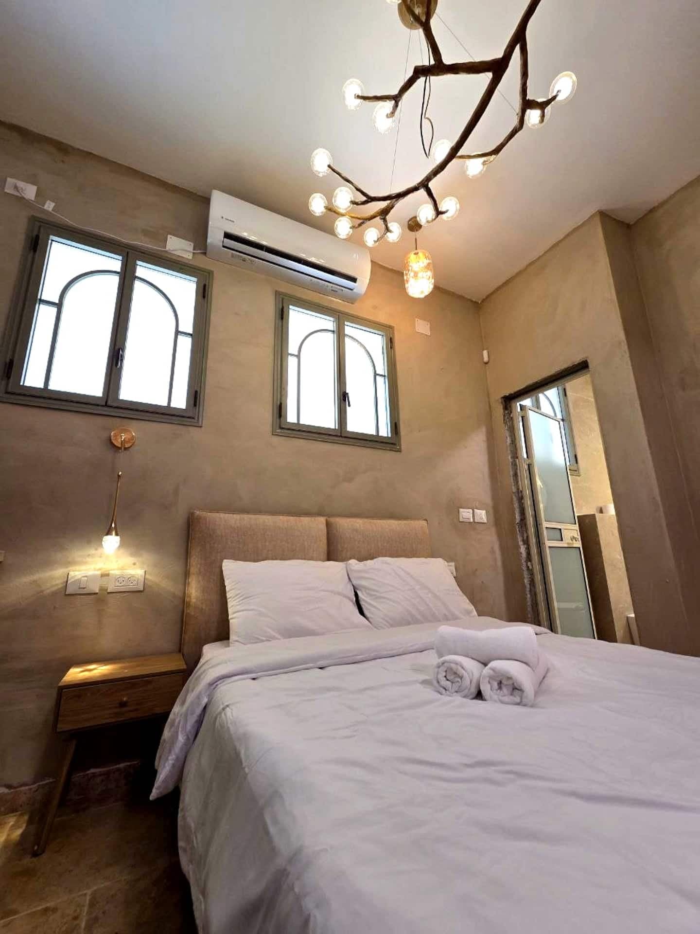 Admat HaYehudim 1891 — Jacuzzi Apartment