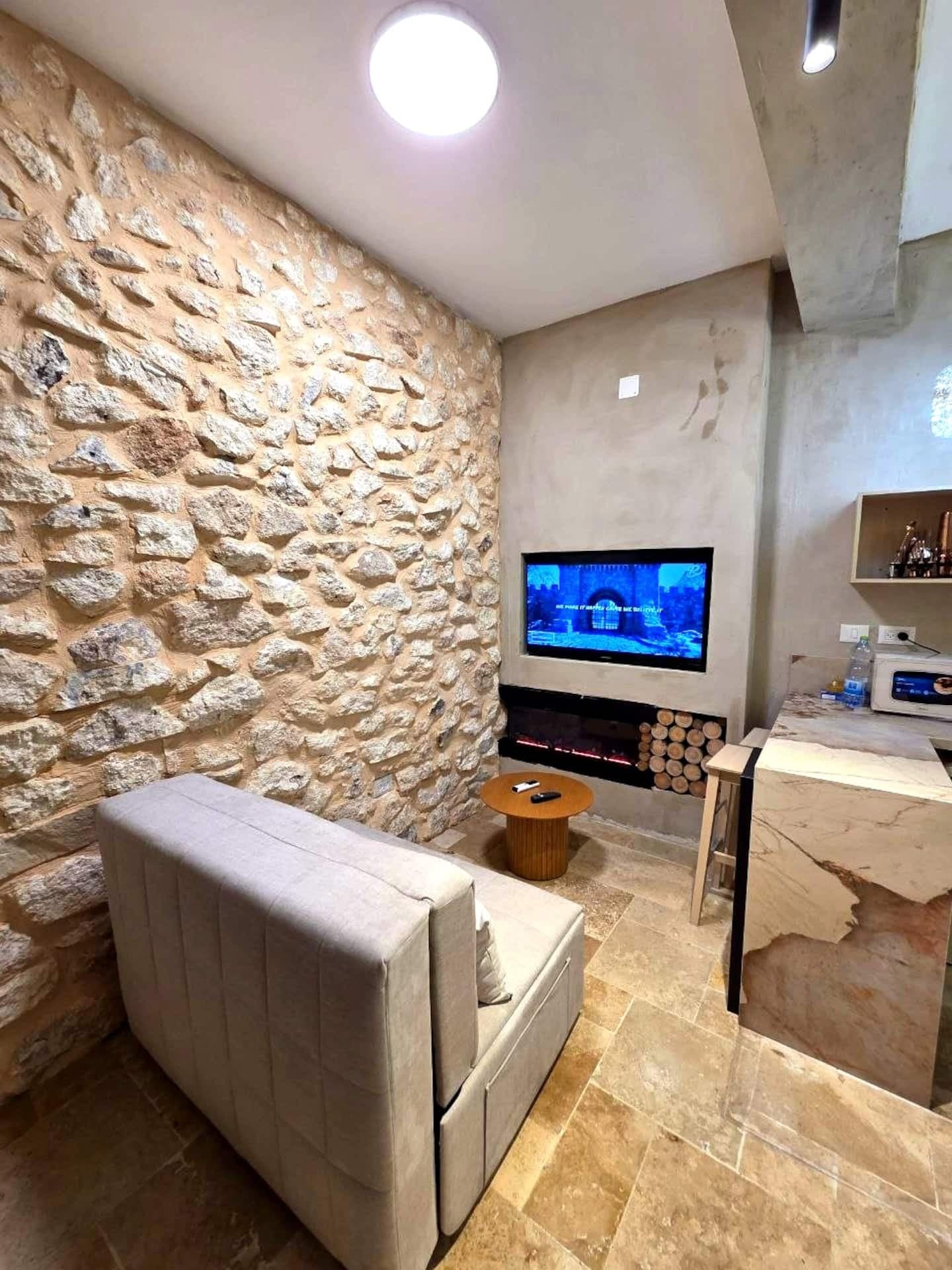 Admat HaYehudim 1891 — Jacuzzi Apartment — 2