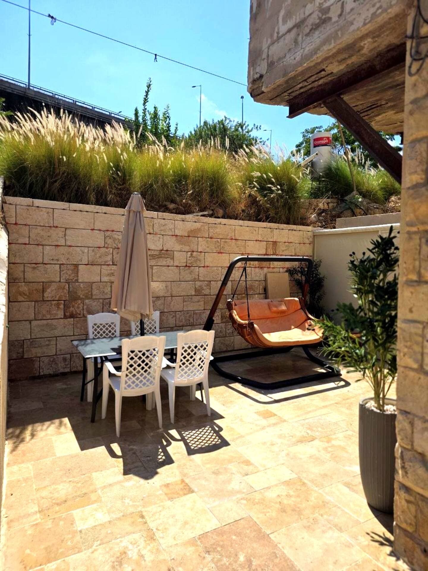 The Jewish Land 1891 — Terrace Apartment — 4