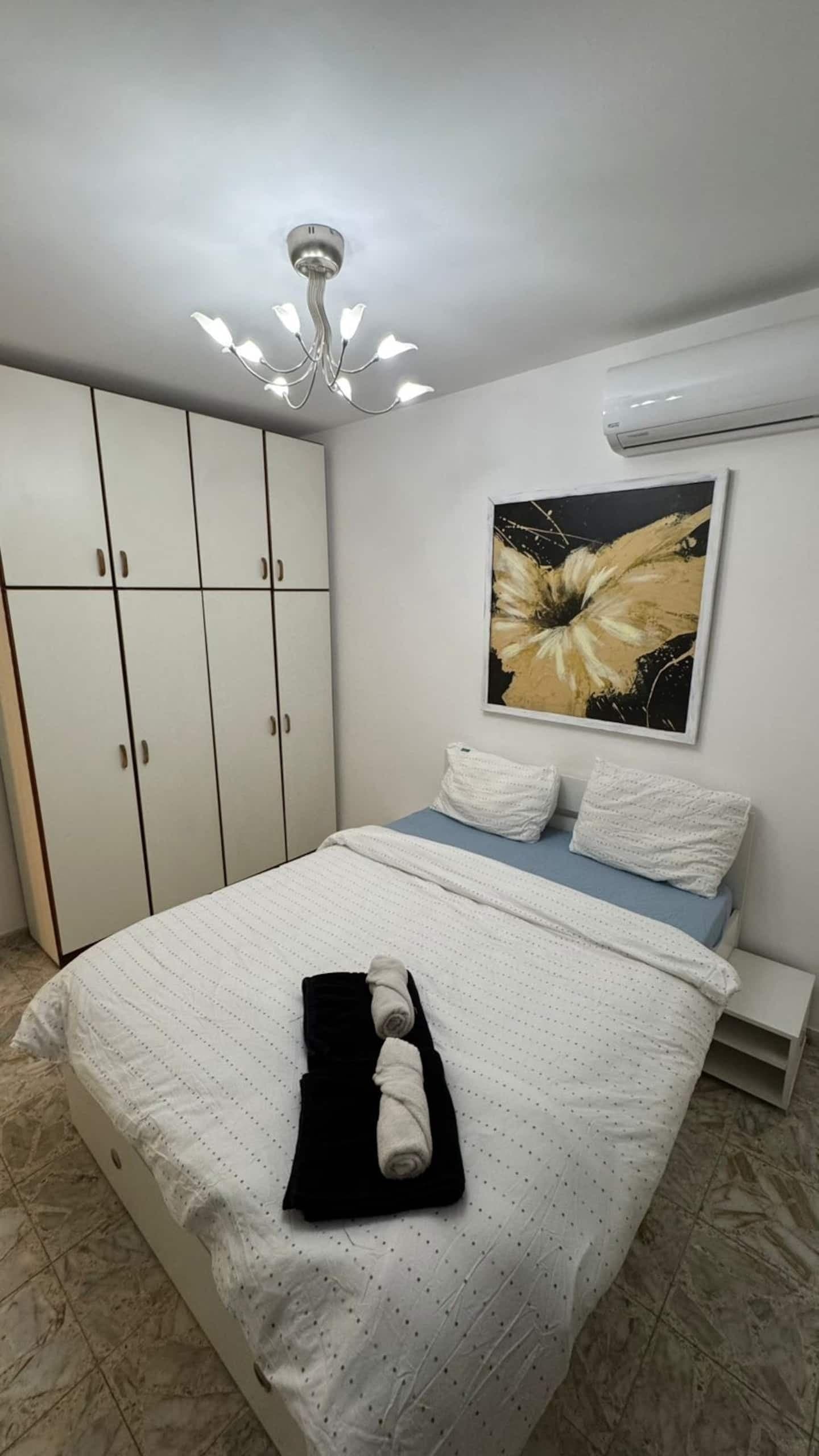 Two-Bedroom near the Beach — Nahariya