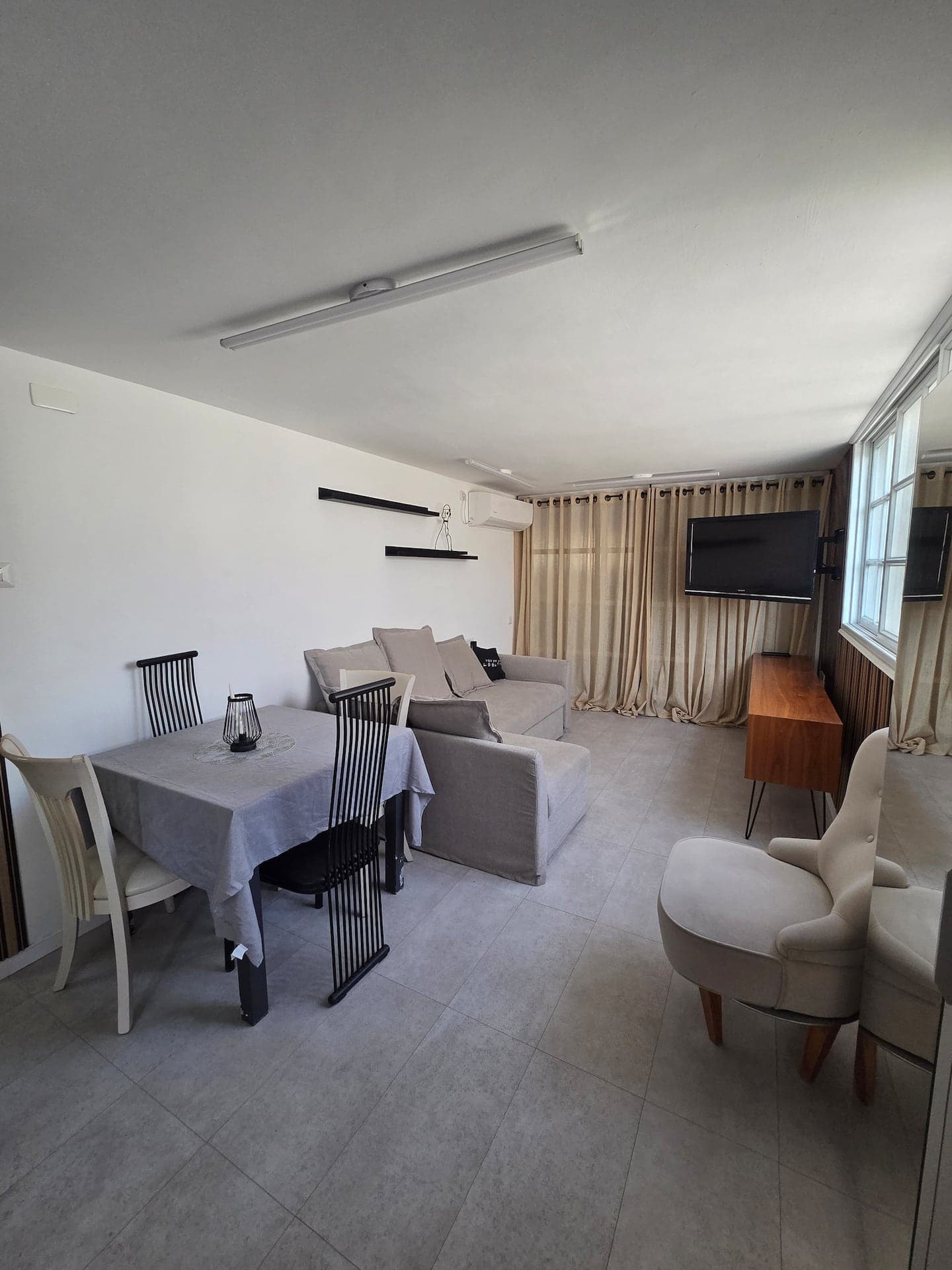 Garden Apartment with Patio & BBQ — Nahariya — 2