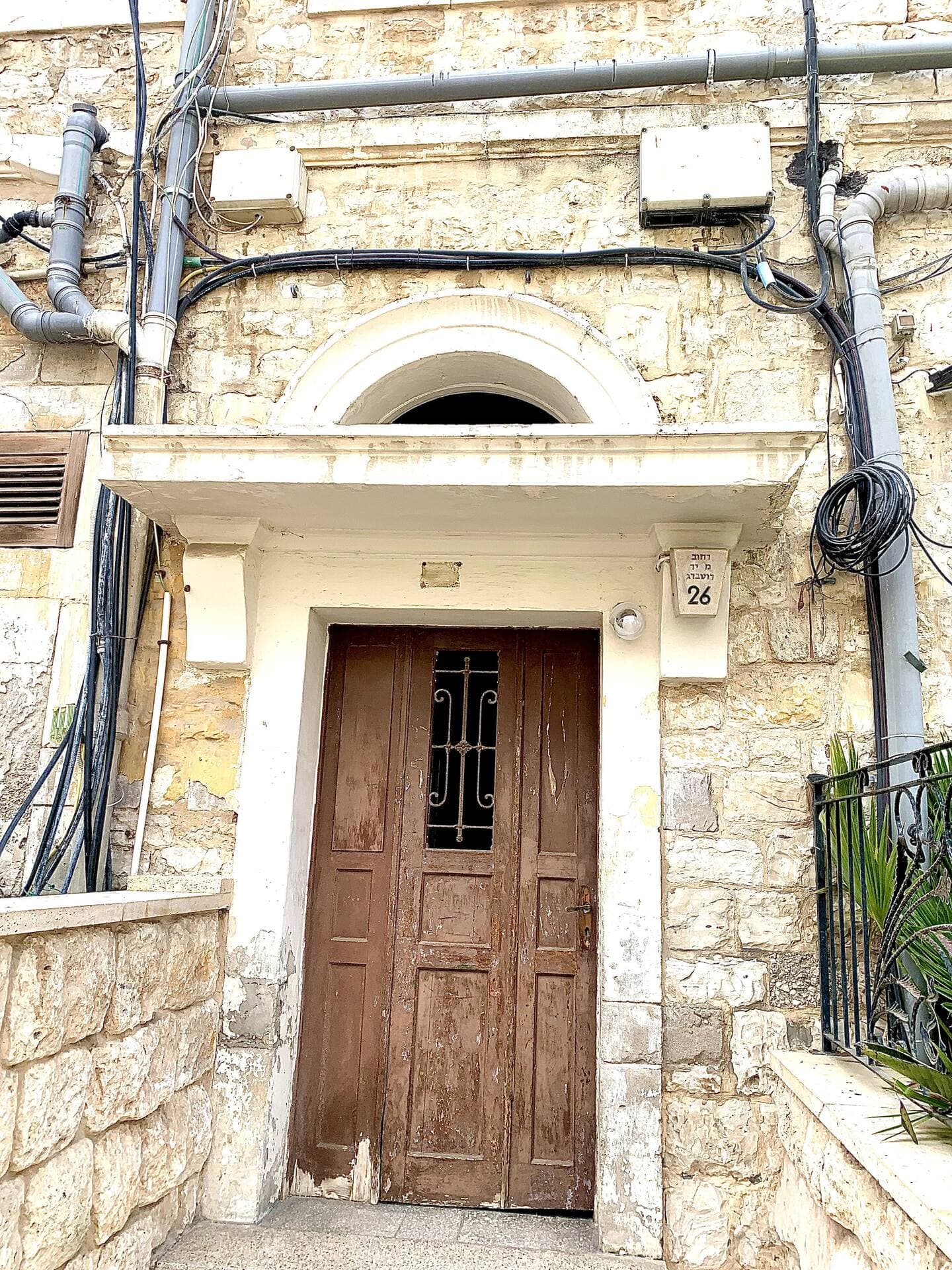 Two-Level Duplex for 8 — 6
